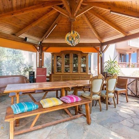Modern Villas With Gardens And Stunning Views ليغاريا المظهر الخارجي الصورة