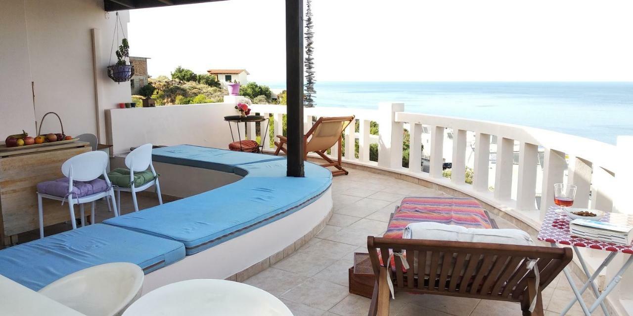 Modern Villas With Gardens And Stunning Views ليغاريا المظهر الخارجي الصورة