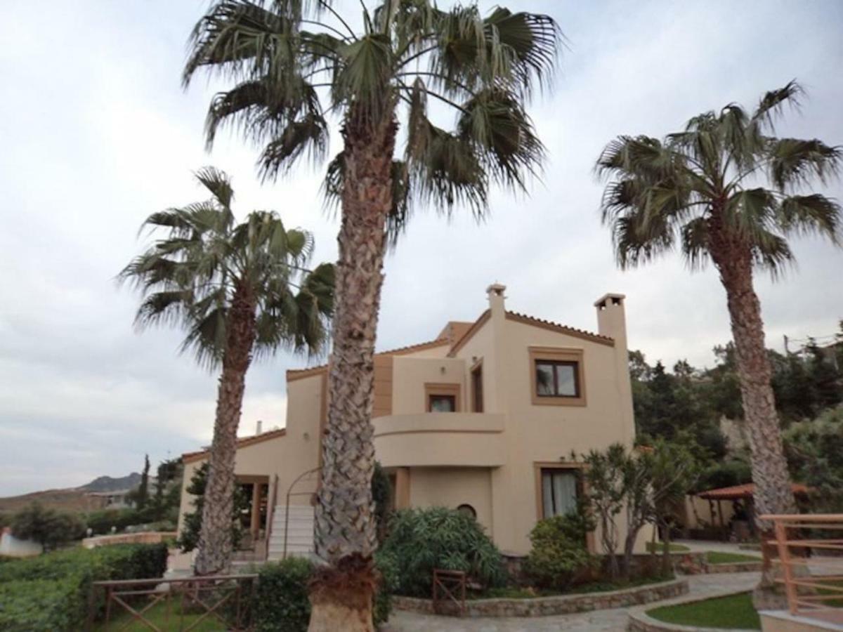 Modern Villas With Gardens And Stunning Views ليغاريا المظهر الخارجي الصورة